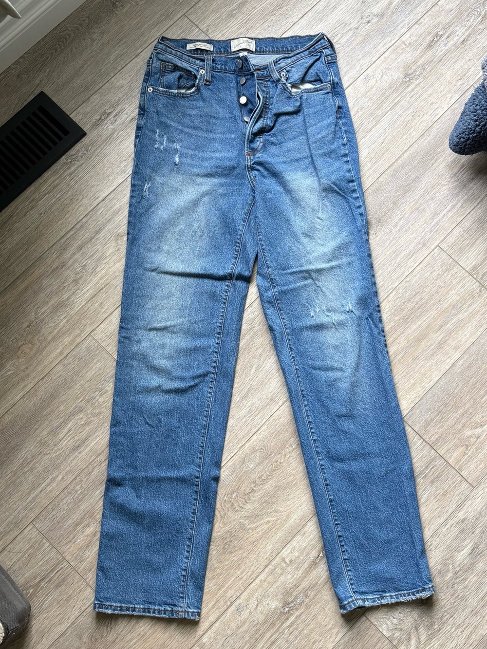 UNIVERSAL THREAD | High-Rise 90s Straight Button-Fly Long